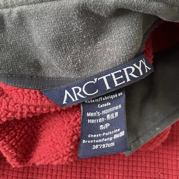 original Arc’teryx Delta AR Pullover Fleece Men’s Small Red Polartec Grid - Picture 4 of 9